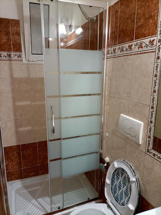 Cattaneo Accomodation Рим Номер фото